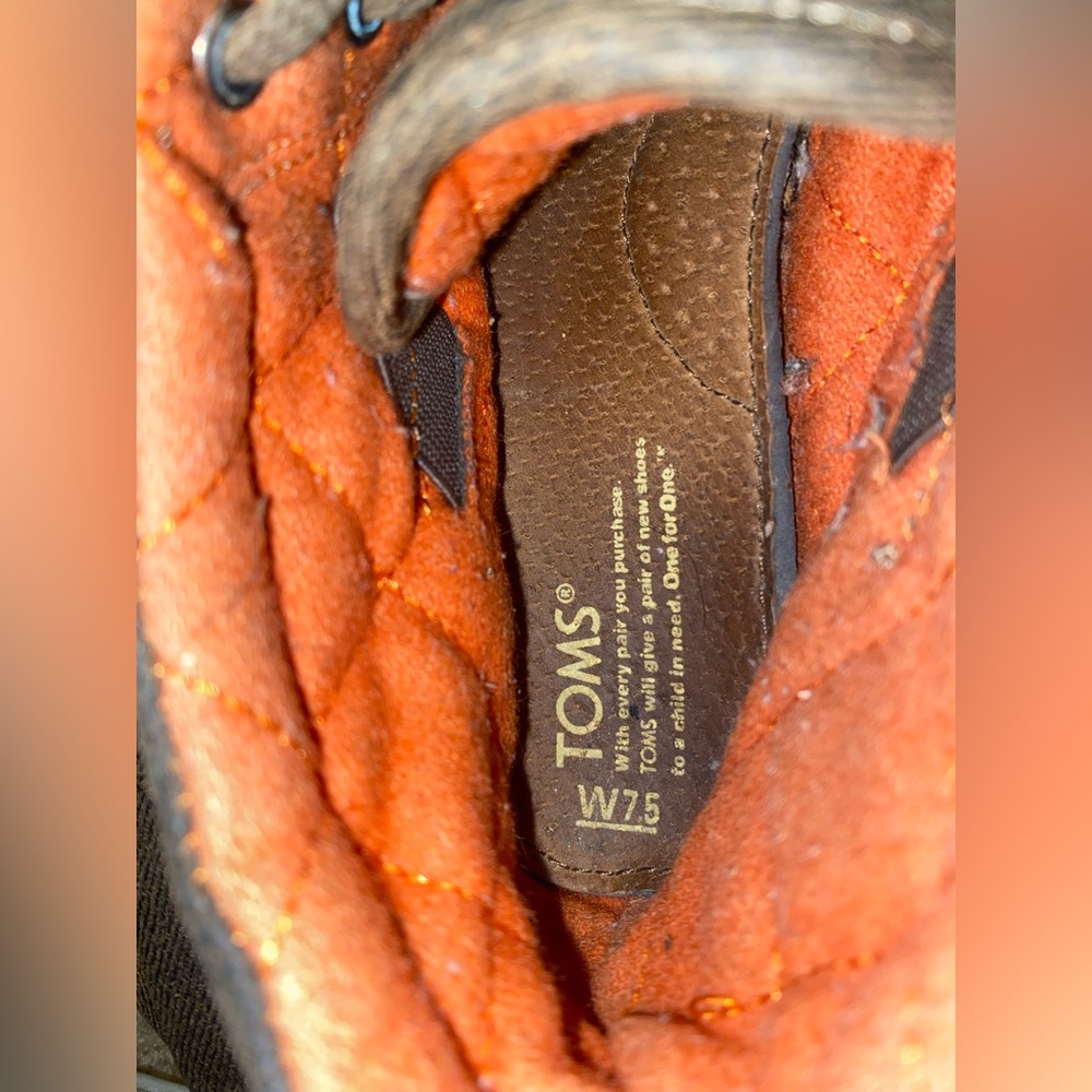 💫 Toms 7.5 Wide Lace up Shoes - Picture 10 of 11